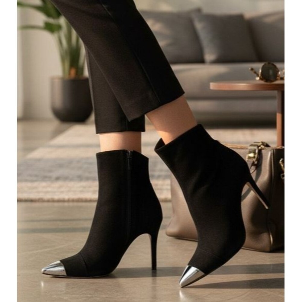 DESIGNER GIORDANA F. BLACK SUEDE SILVER METAL TIP HIGH HEEL ANKLE BOOTS SIZE 9.M